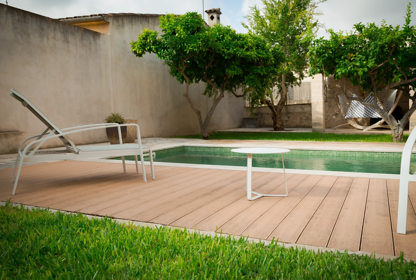 Ein Pool einer Finca auf Mallorca. Sanierung und Renovierung
