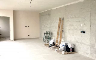 Renovierungsarbeiten auf Mallorca: Neubau eines Stadthaus durch lokale Handwerker.